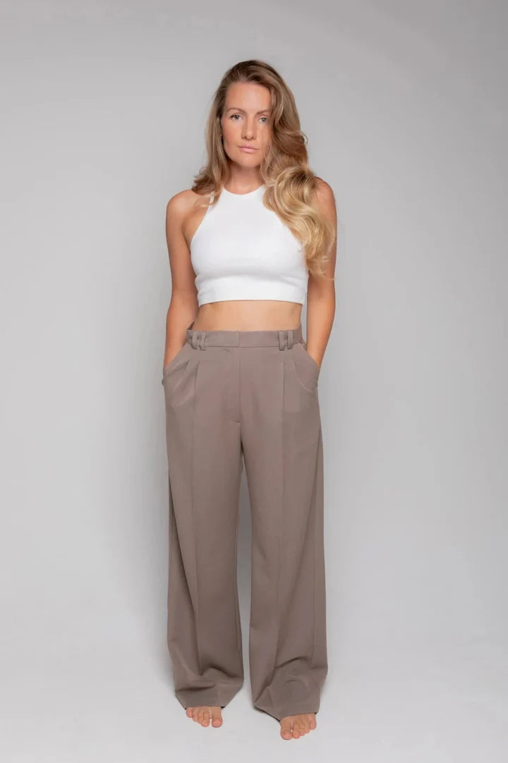 Wide-Legged Trousers